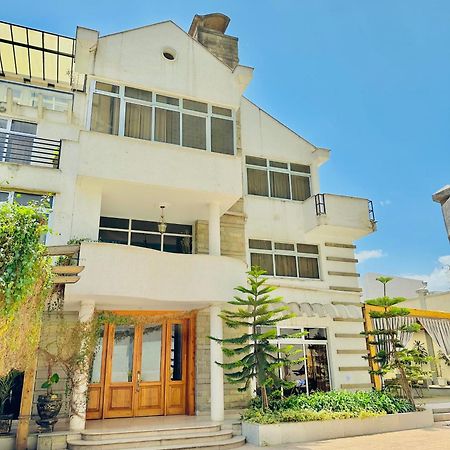 مبيت وإفطار أديس أبابا Social House المظهر الخارجي الصورة