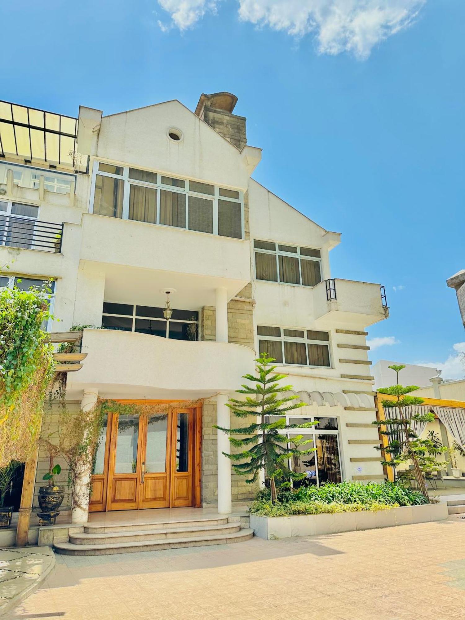 مبيت وإفطار أديس أبابا Social House المظهر الخارجي الصورة